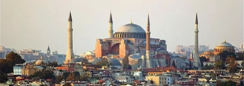 Kelionės į Stambulą laimėtoja: tai kita Turkija – europietiškesnė, laisvesnė, spalvingesnė