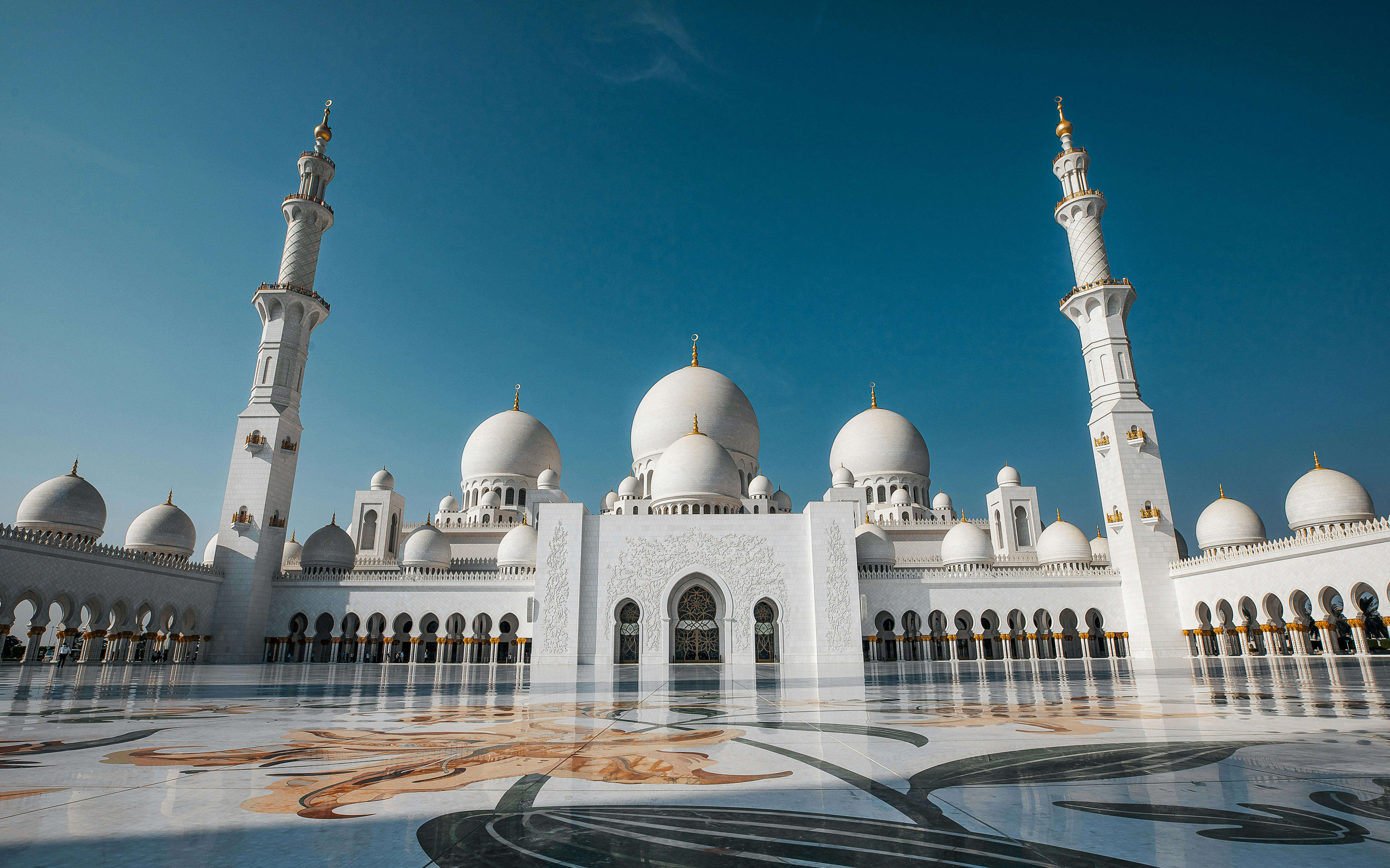 Ko negalima daryti Dubajuje? Išsamus elgesio ir taisyklių gidas