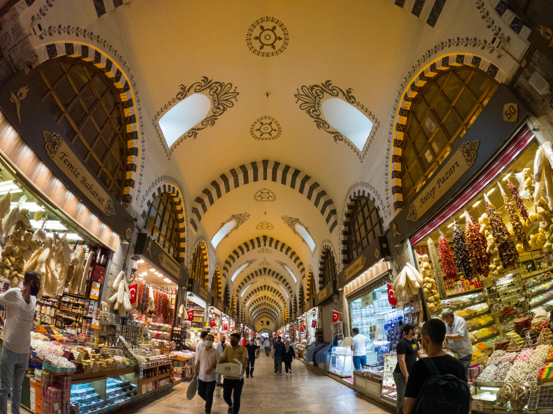 Ką galima ir ko nepatartina vežtis iš Turkijos