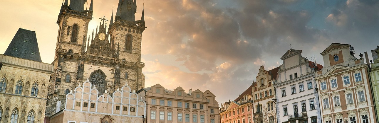 Trumpas pabėgimas į karalių miestą: kelionė į Prahą ir poilsis 3★ viešbutyje Prague Centre Plaza su pusryčiais nuo 420€
