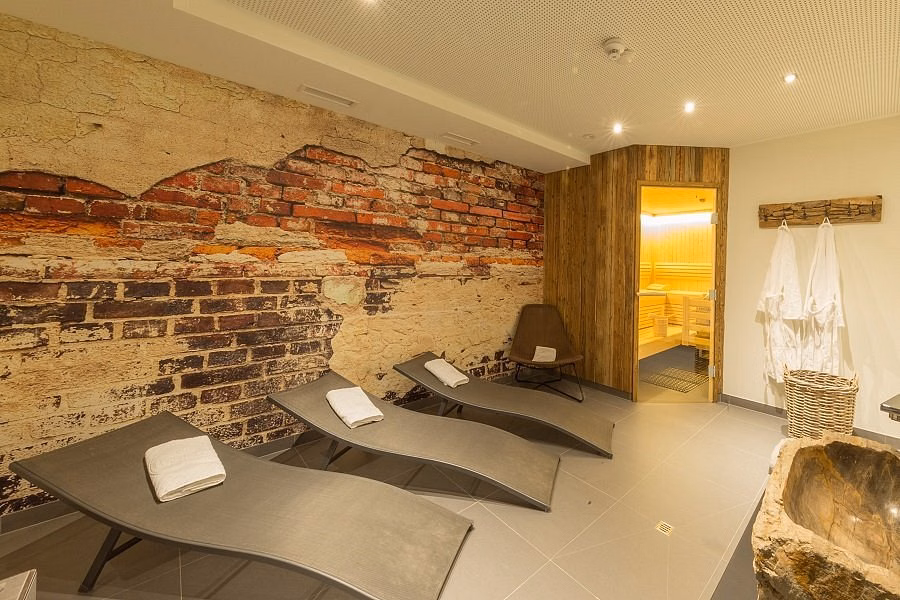 TWO TIMEZ - Boutique Hotel