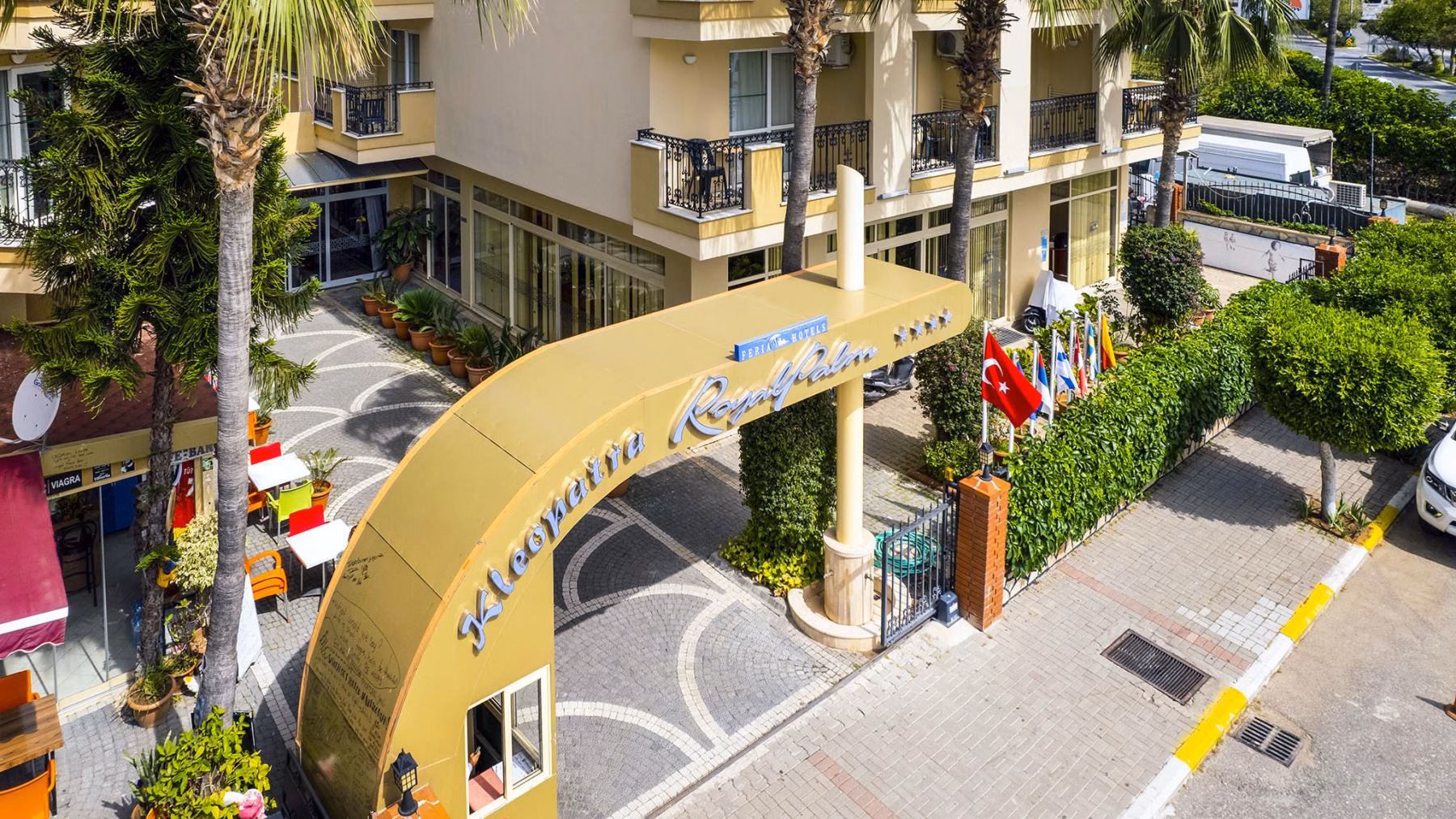 Kleopatra Royal Palm Hotel