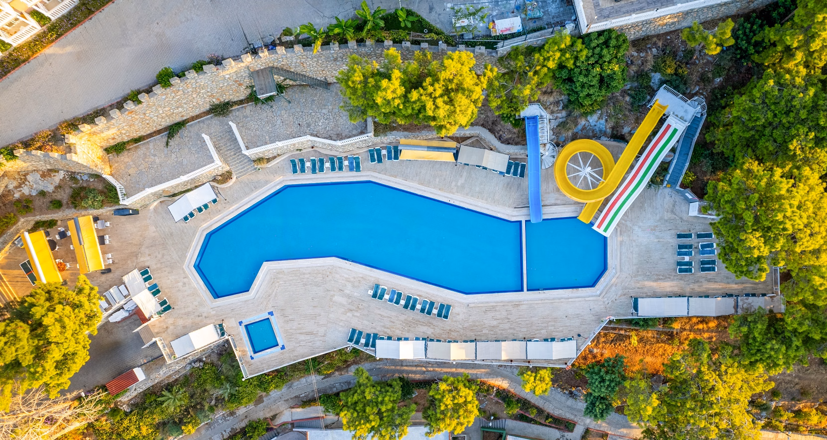 Senza Garden Holiday Club