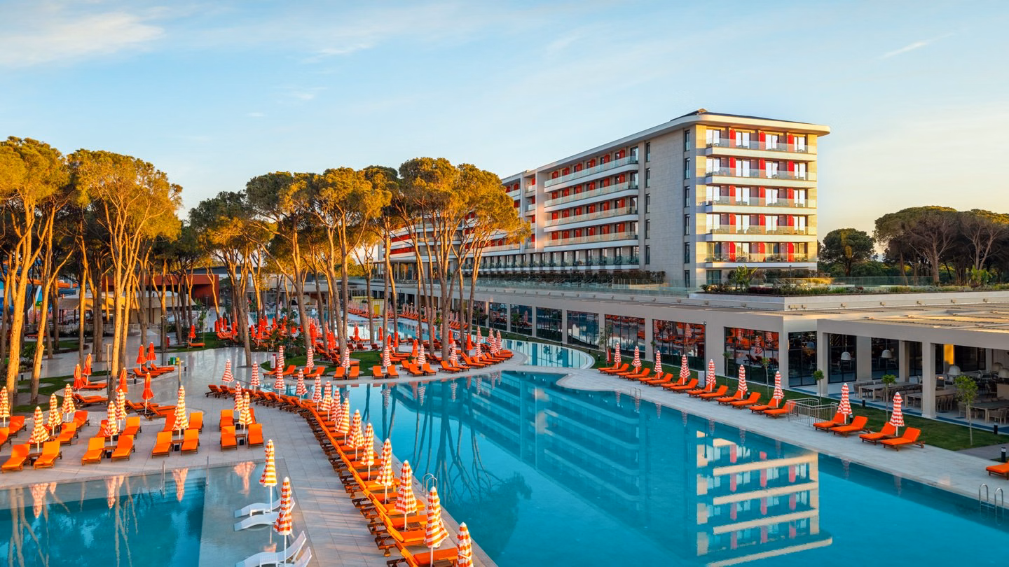 Trendy Perge Resort & Suites