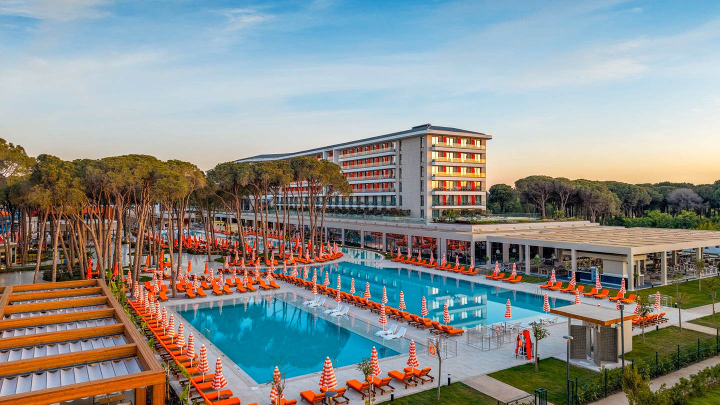 Trendy Perge Resort & Suites