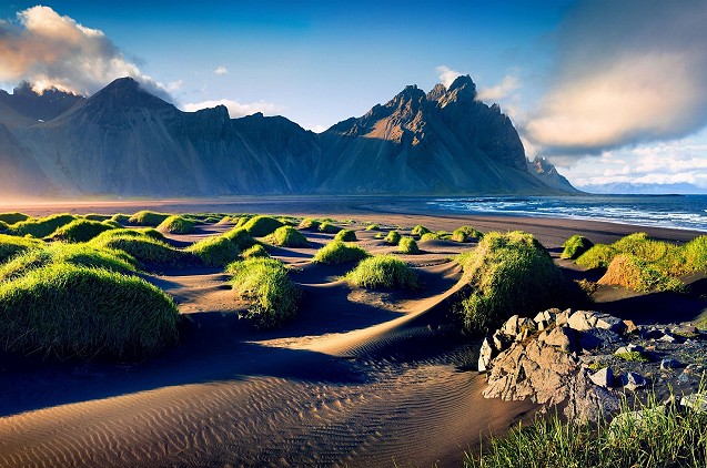 Islandija. Paslaptingoji geizerių šalis – gamtos mėgėjams skirta kelionė automobiliu nuo 729€