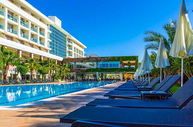 2022 m. Turkijoje: vasara 5★ Primasol Telatiye Resort viešbutyje su viskas įskaičiuota vos 369€