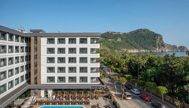 Alanija, Turkija