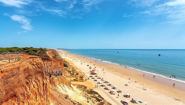 Keliaukite pasimėgauti saule į Algarvę: atostogos Portugalijoje, 4★ viešbutyje Adriana Beach Club Resort su viskas įskaičiuota nuo 1025€