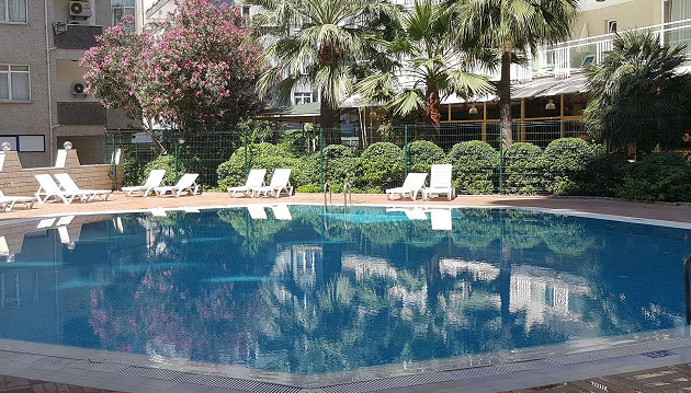 Atostogos kaitinančioje Turkijoje: 4★ Carmen Suite viešbutyje tik 250€
