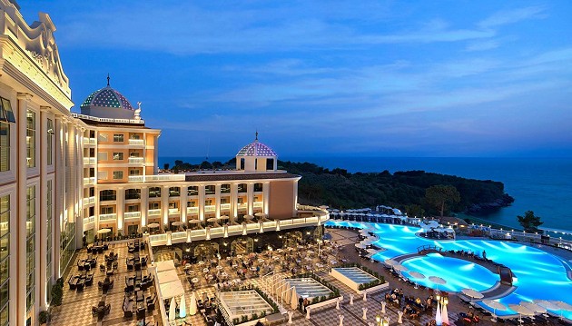 Pasaką primenančios atostogos Turkijoje: 5★ Litore Resort Hotel & Spa viešbutis su ultra viskas įskaičiuota už 811€, keliaujant su vaikais