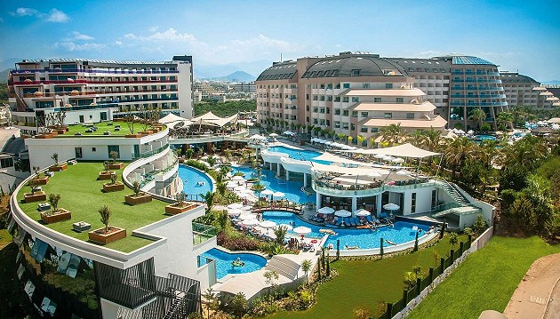 2022 m. vasara Turkijoje: 5★ Long Beach Harmony viešbutis su ultra viskas įskaičiuota už 485€