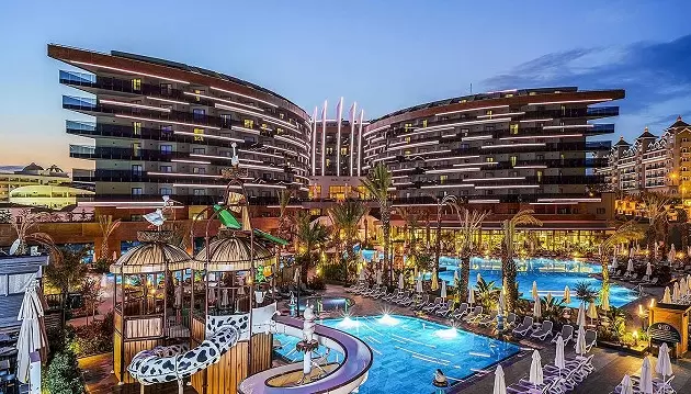 Turkiškos atostogos pramogų nestokojančiame viešbutyje: 5★ Kirman Calyptus Resort & SPA su ultra viskas įskaičiuota