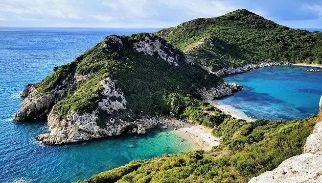 Nuostabaus grožio sala - Korfu: ilsėkitės 3★ viešbutyje Ionian Suites by Bruskos