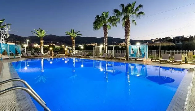 Idealios atostogos prie jūros Kretoje: nuostabus poilsis viešbutyje Stelios Gardens