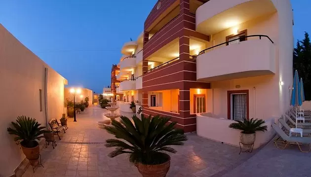 Graikiška atostogų laimė Kretoje: ilsėkitės viešbutyje Elpis Studios & Apartments su pasirinktu maitinimu