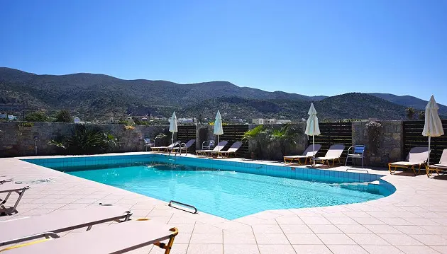 Rinkitės atostogas ir saulėtą viešnagę Kretoje: viešbutis Altis Hotel su pusryčiais