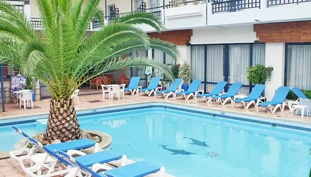 Graikiškos atostogos: poilsis Kretos saloje 3★ jaukiame viešbutyje Agrabella Hotel su pasirinktu maitinimu