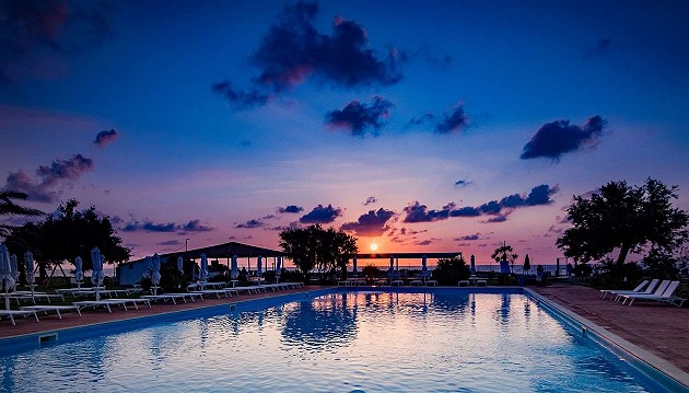 Atostogos pietinėje Italijoje: 4★ BV Kalafiorita Resort viešbutis Kalabrijoje su maitinimu už 717€ 755€
