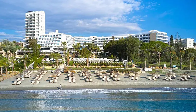 Nuostabus ir maloniai šiltas pabėgimas į Kiprą: 4★ viešbutis Mediterranean Beach