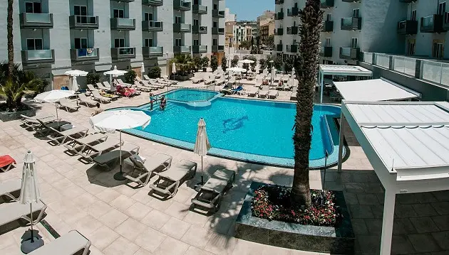 Poilsis Maltoje: keliaukite ilsėtis 4★ viešbutyje Pebbles Resort