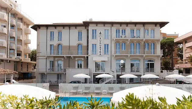 Riminis ir nuostabus atostogų laikas 3★ viešbutyje Villa Augustea