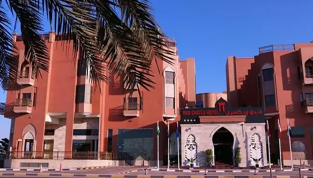 Pailsėti keliaukite į Dubajų: atostogas rinkitės 4★ viešbutyje Red Castle Hotel