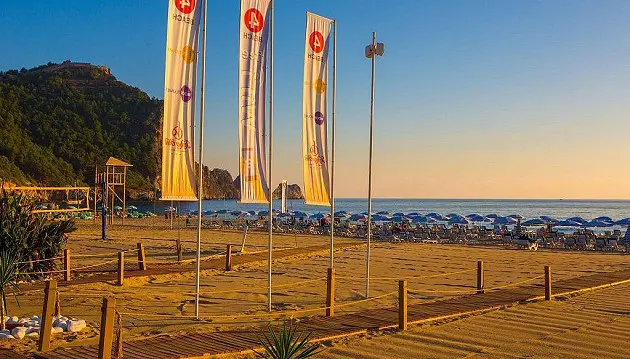 Alanija, Turkija