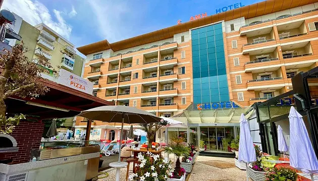 Tirana, Albanija