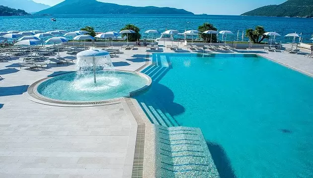 Atostogos Juodkalnijoje: 4★ Palmon Bay Hotel & SPA viešbutis su pusryčiais