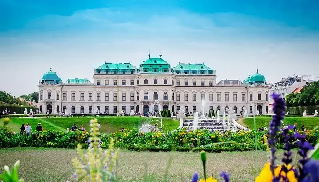 Karališka viešnagė Vienoje: apsistokite 4★ viešbutyje Bellevue Hotel