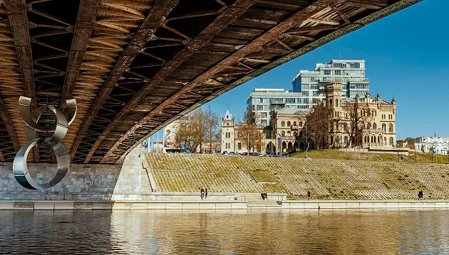 Dviračių turas – Upės istorija