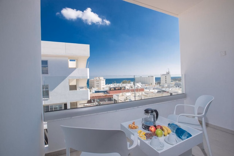 Kipras, Larnaka